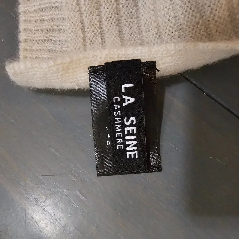 La Sein Women's Beige Cashmere Lined Ribbed Scarf